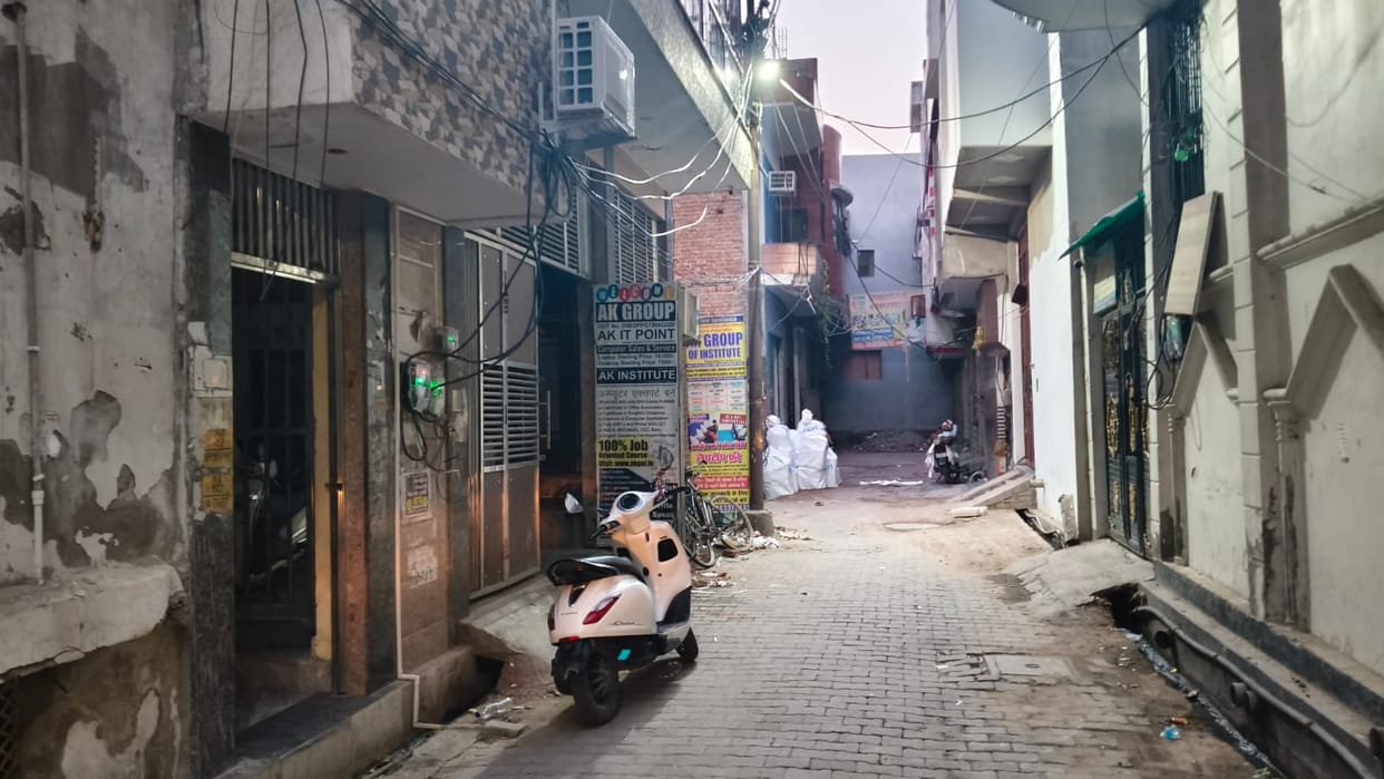 Shadow of death looms over coaching centers; only 15 have Fire NOCs, the rest are left to fate.