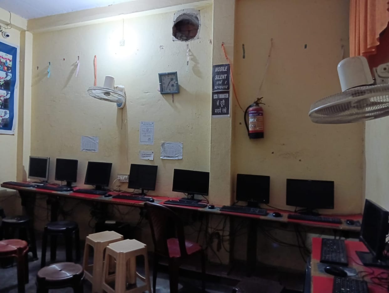 No inspections, only directives... Coaching centers fail on safety standards.