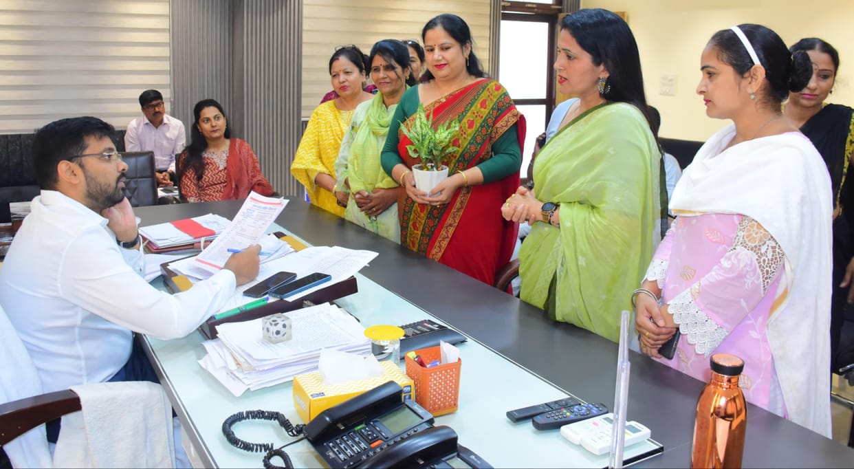 Women Teachers' Association raises voice over interests.