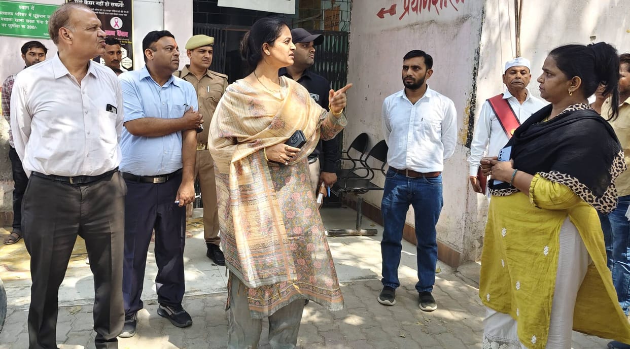 DM furious over filth and non-functional Health ATM on the premises.