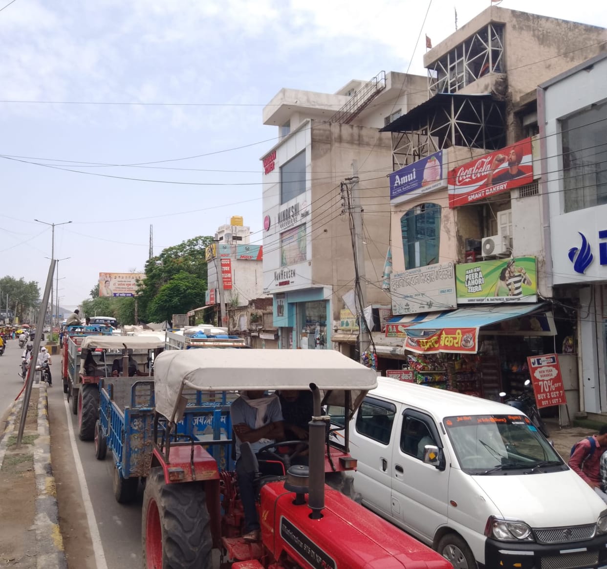 Traffic jam during the visit of BJP state president