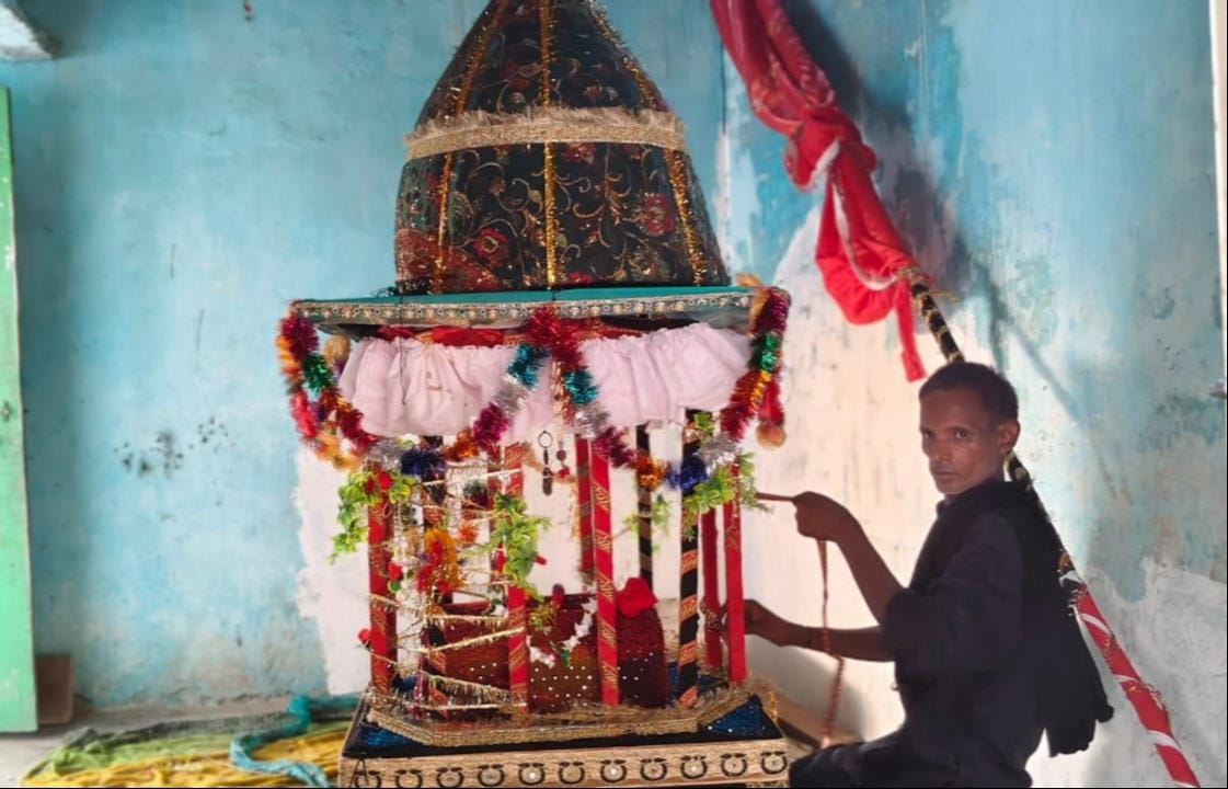 Here, Hindus make Tazias and join Muslims in mourning.