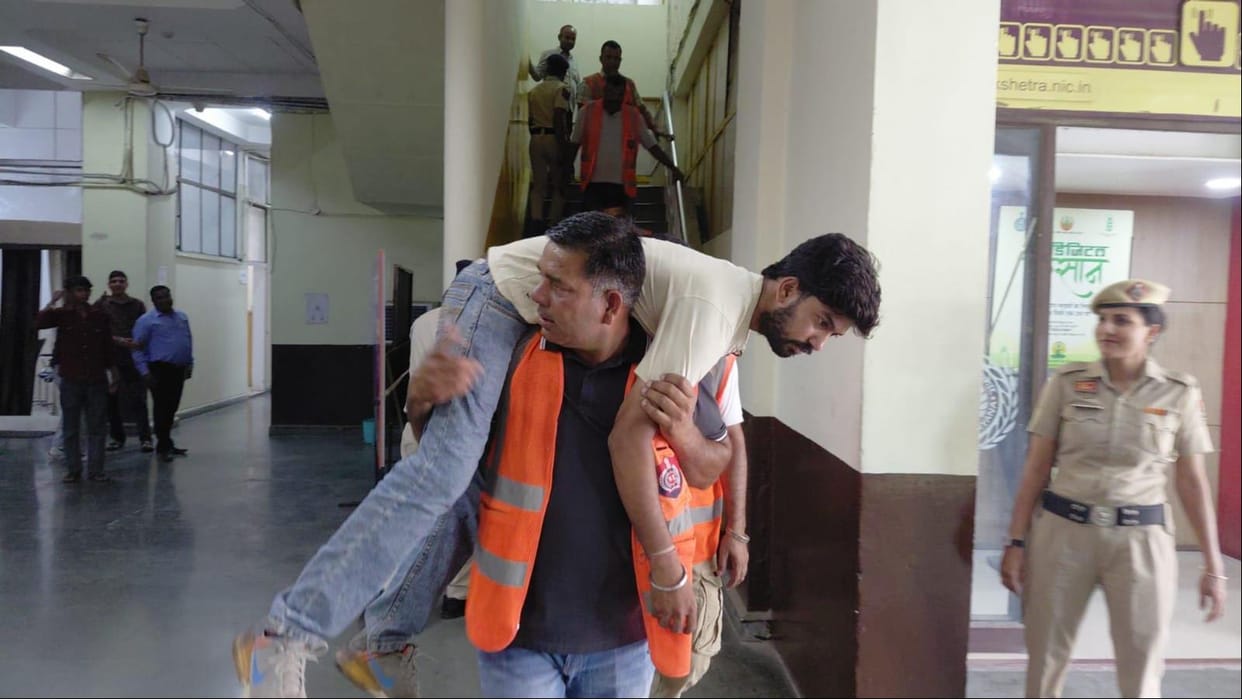 Mock Drill: Chaos ensued at the District Secretariat as the siren blared; two employees trapped in a fire were rescued.