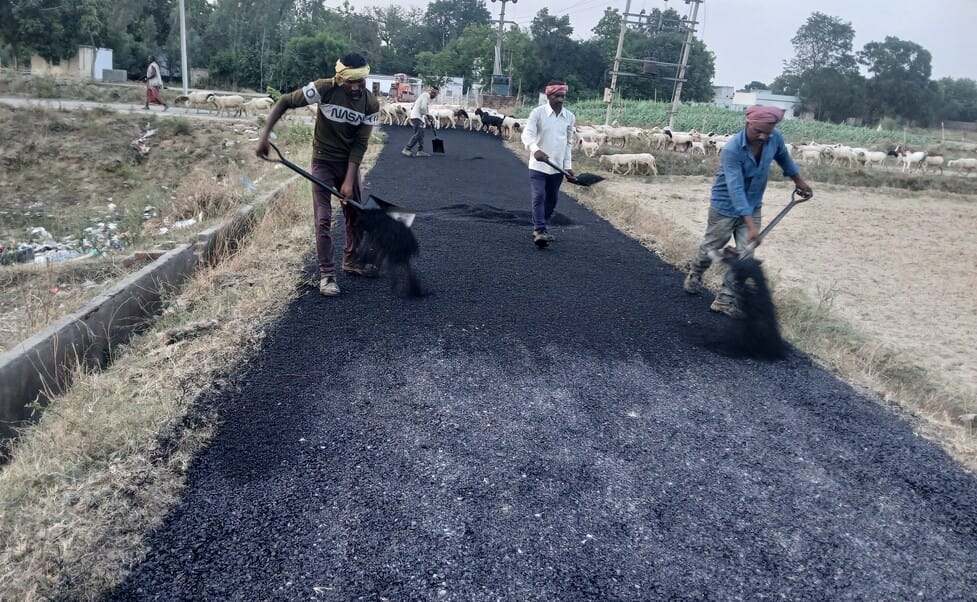 Renovation of one kilometer road of Shuklan Basti of Narepar for seven lakh rupees