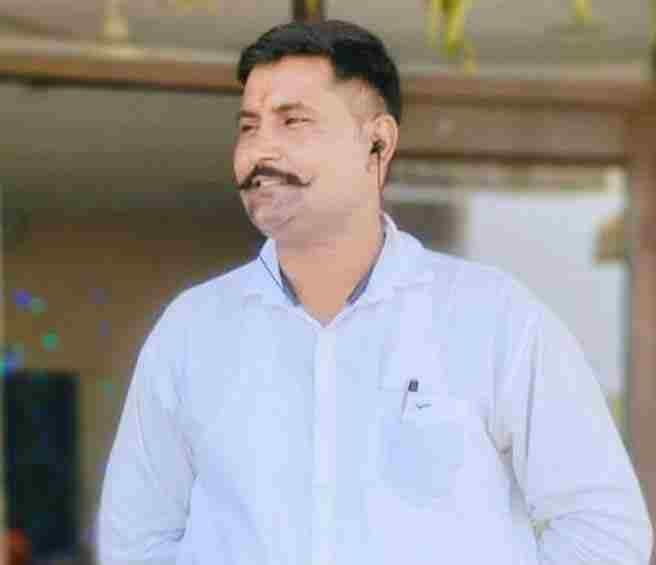 Occupants of a Scorpio vehicle ran over and killed the shift in-charge at a toll plaza.