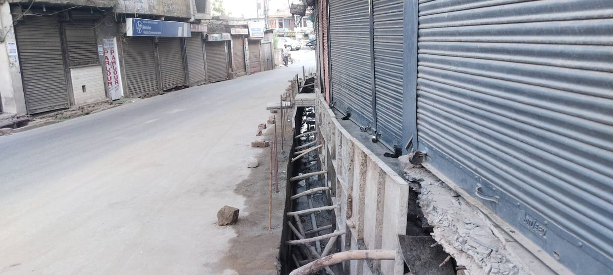 Construction of U-shaped drains begins on the Dharampur-Subathu road; will provide relief from waterlogging.