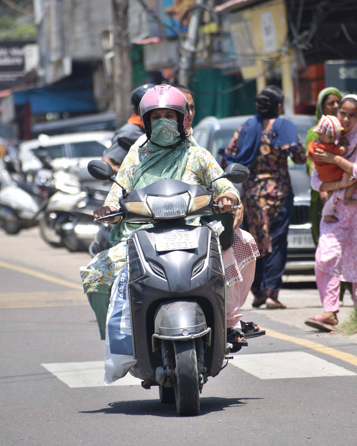 Una's maximum temperature neared 40 degrees Celsius.