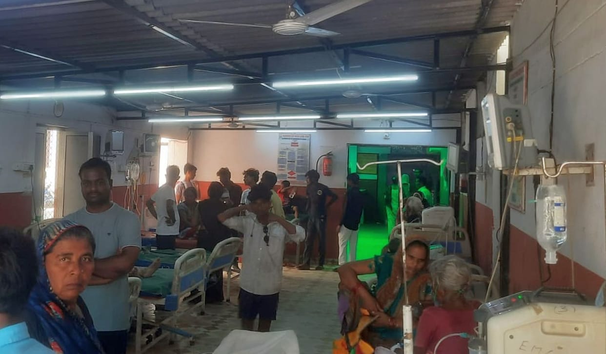 Stale and outside food causing illness amidst scorching heat; 30 people falling victim to food poisoning daily.
