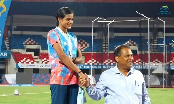 Bharti wins silver in the race at the National Inter-State Athletics Championships.