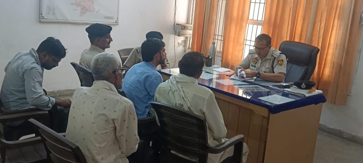 Instructions to station in-charges and investigating officers to resolve complaints.