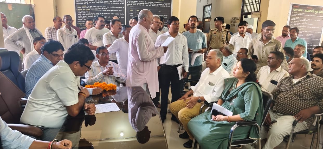 The MLA handed over subsidy cheques to 38 beneficiaries and also listened to their grievances.