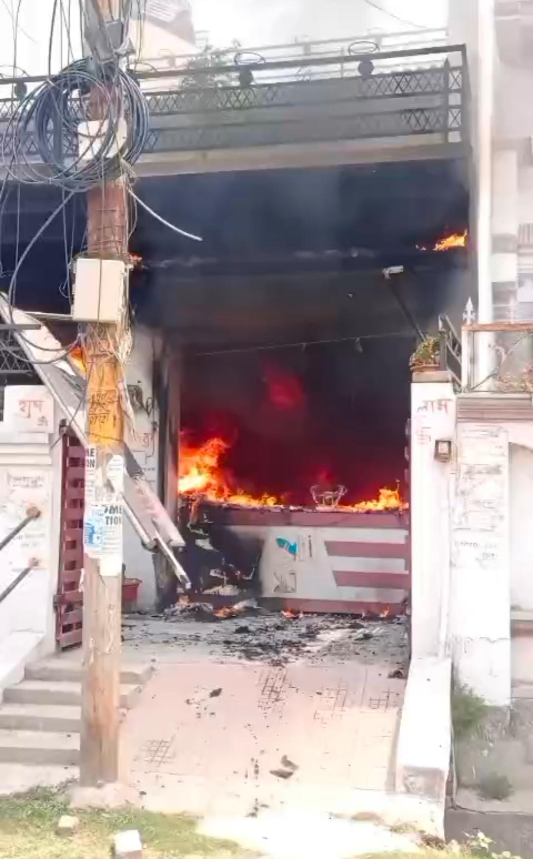 Fire breaks out at stationery shop; woman and two children rescued