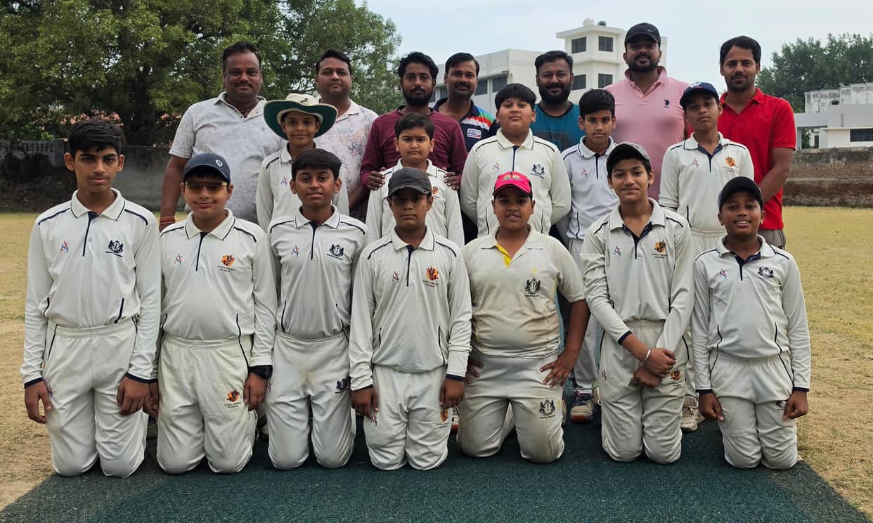 Amerind Club scored 303 runs in 20 overs.
