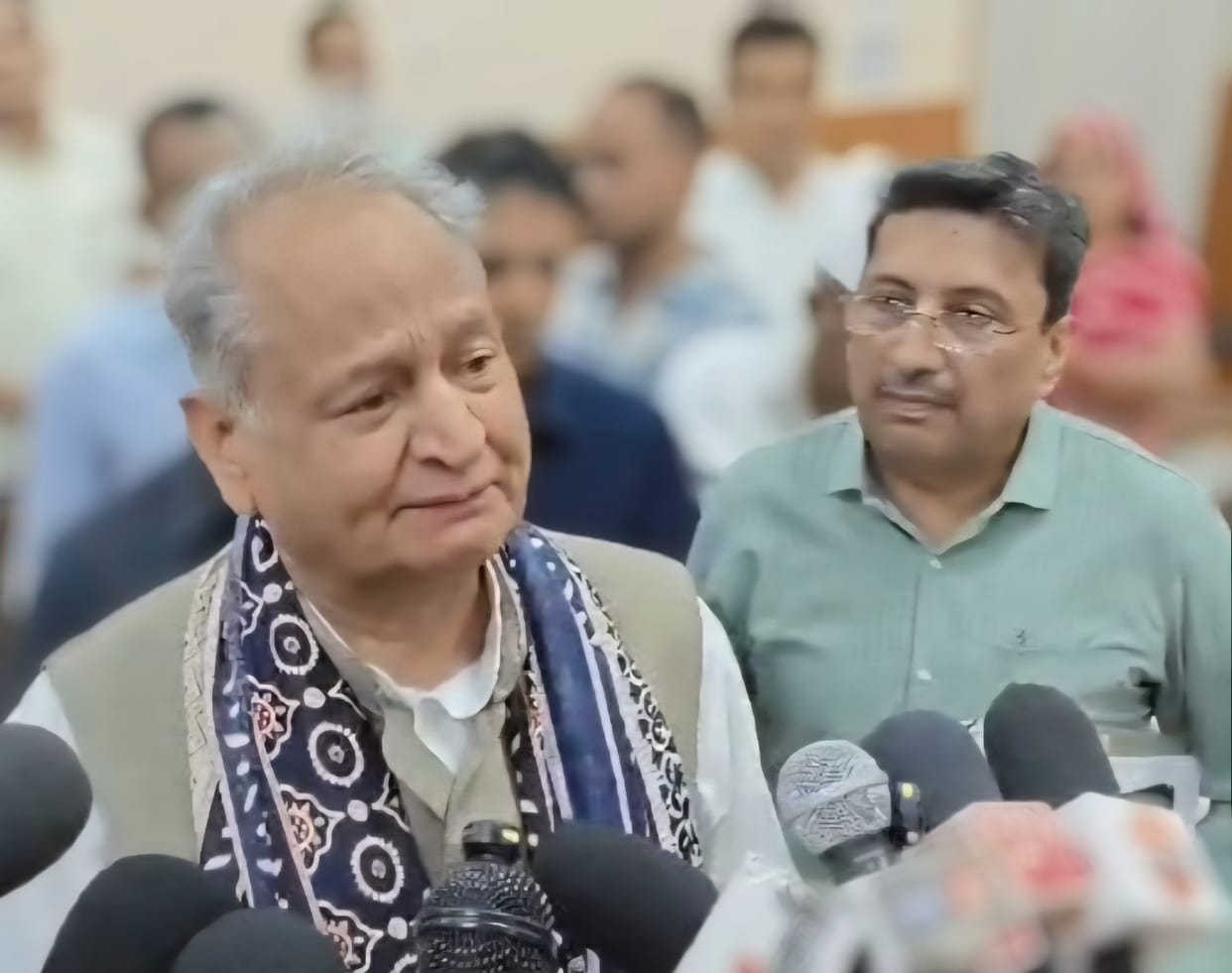 Jaipur News: Gehlot Defends Dotasra, Calls Kirori's Allegations Baseless, Hints at New Political Realignment