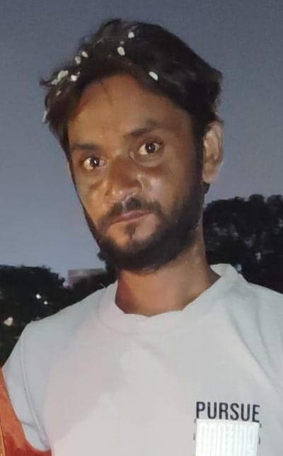 Moradabad youth dies after falling from train