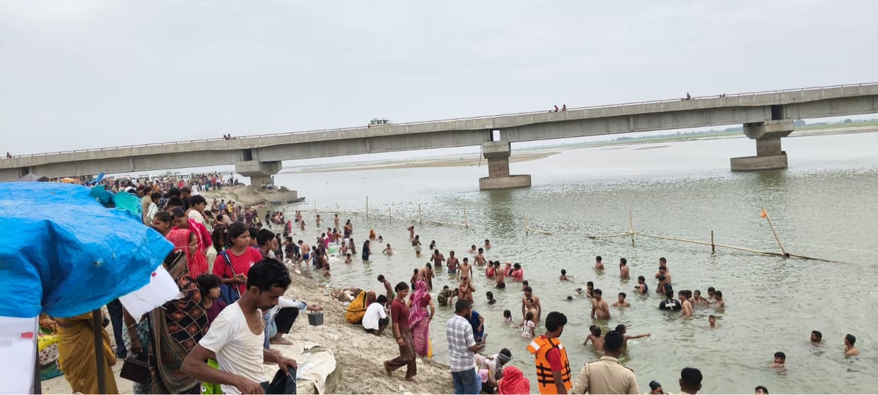 A massive surge of faith at Sankara Ganga Ghat.