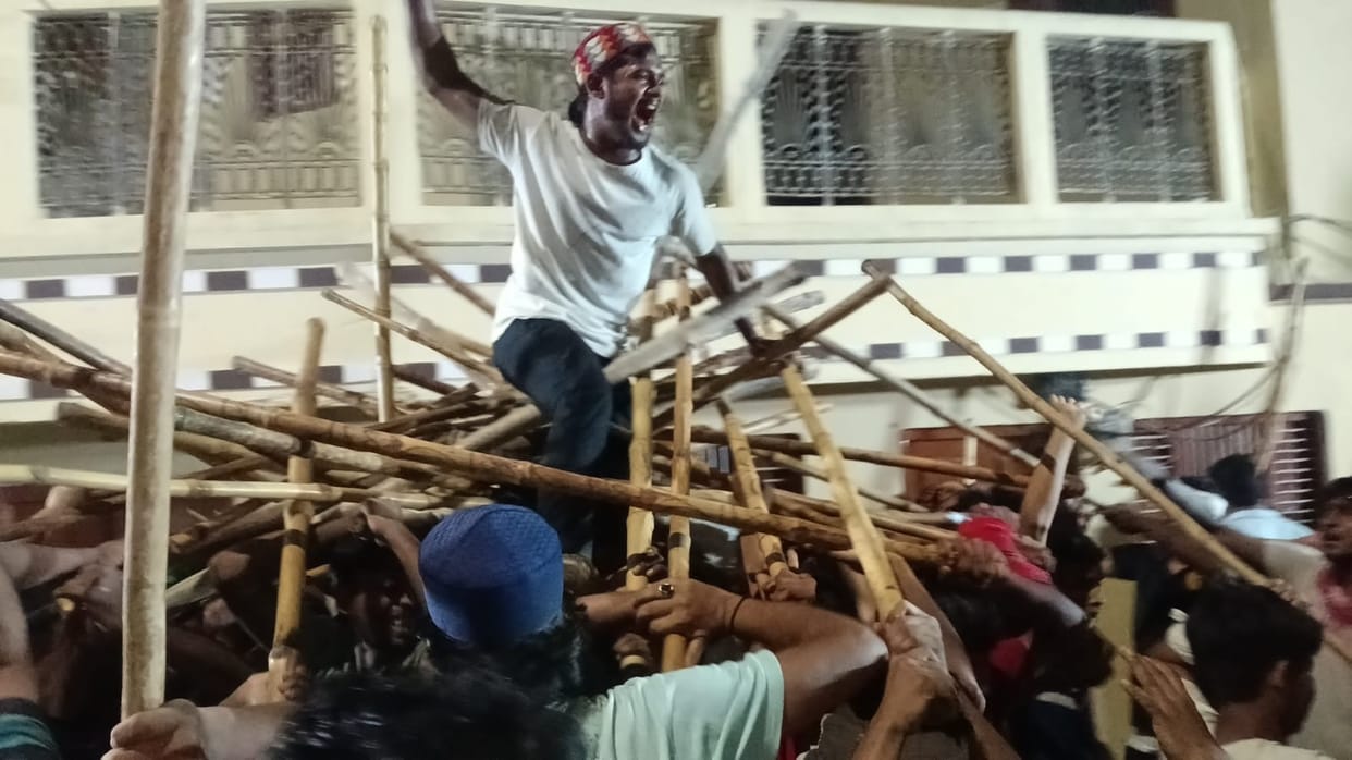 Sikandarpur echoed with cries of "Ya Ali, Ya Hussain" on the seventh day of Muharram.