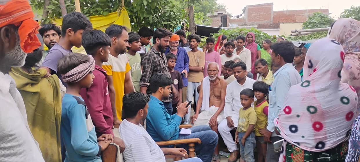 First mother separated, now father also left, five innocent eyes floating uncertain future