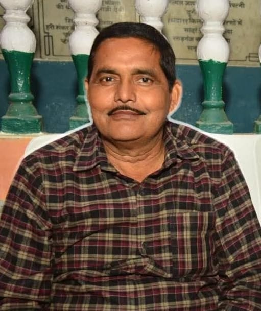 Businessman on motorcycle dies after being hit by a car