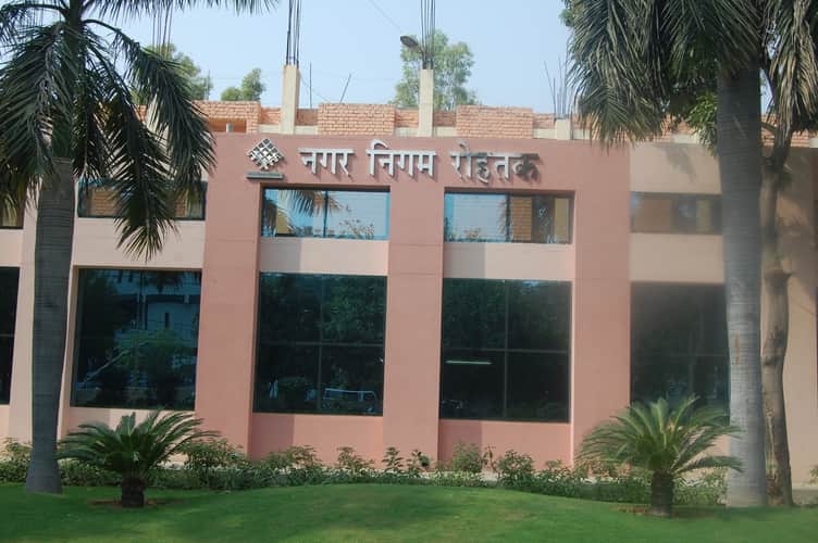 The corporation office will remain open even on holidays.