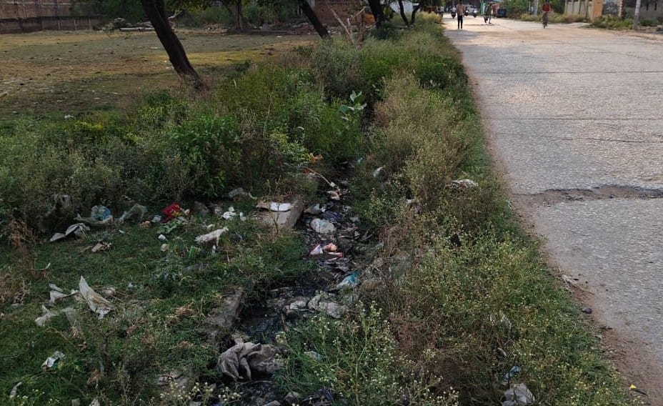 Main drains should be cleaned, neighborhood drains are still blocked