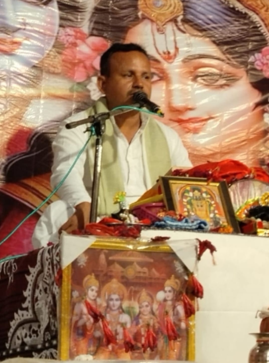 Inspired devotion by narrating the story of Ajamila.
