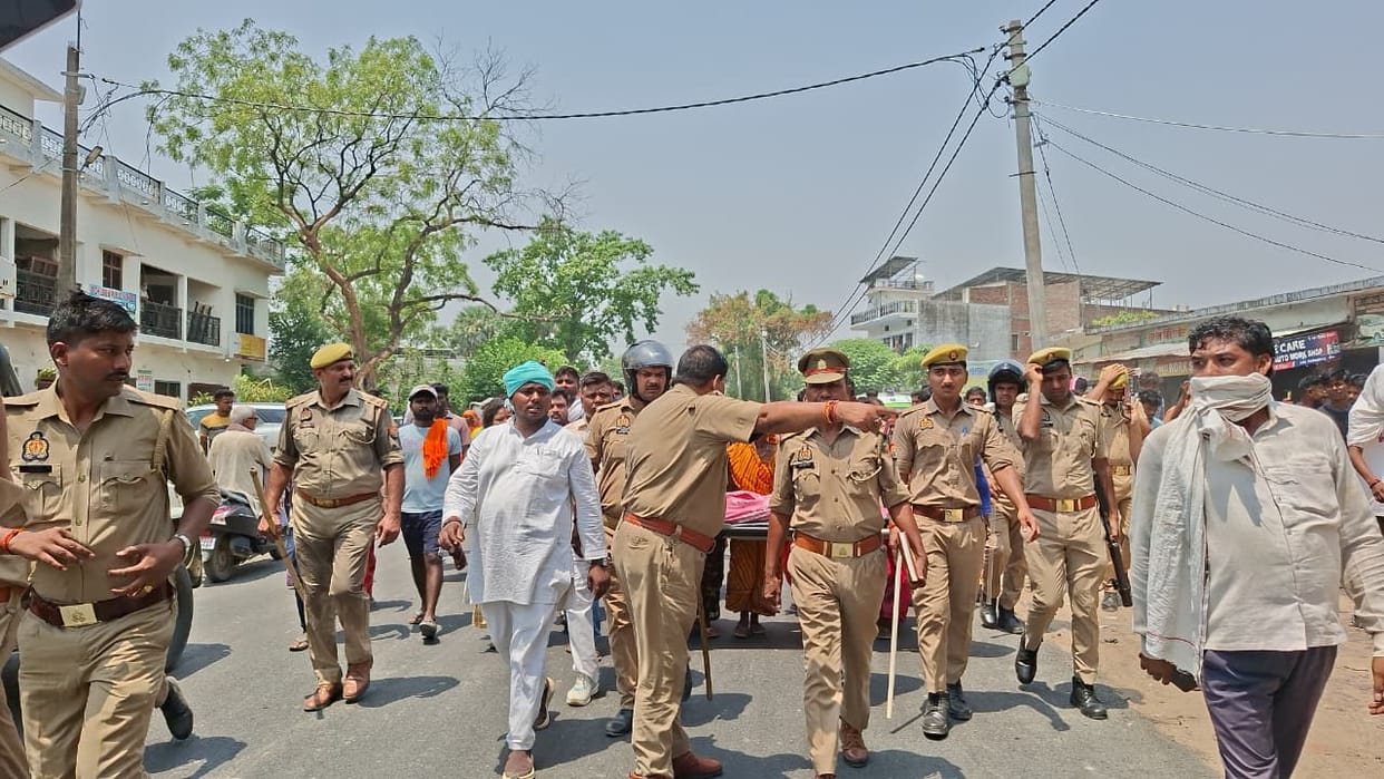 Mother and infant die due to negligence during surgery; uproar and road blockade ensue; FIR registered.