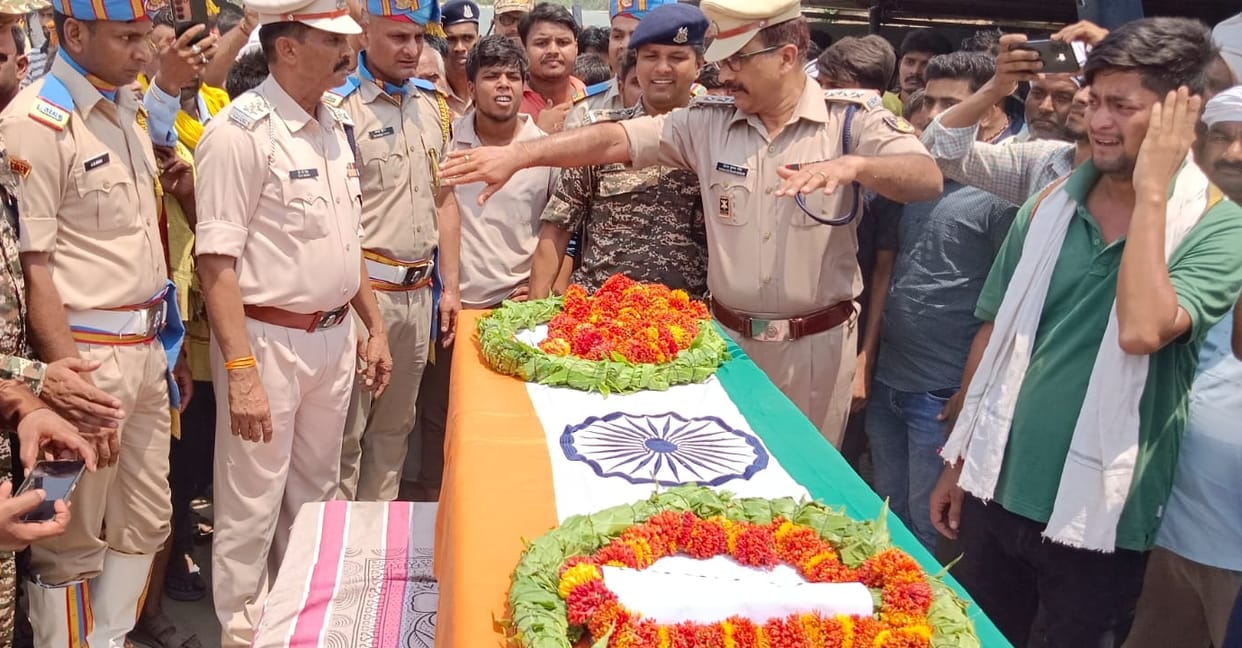 CRPF Havildar dies of heart attack.