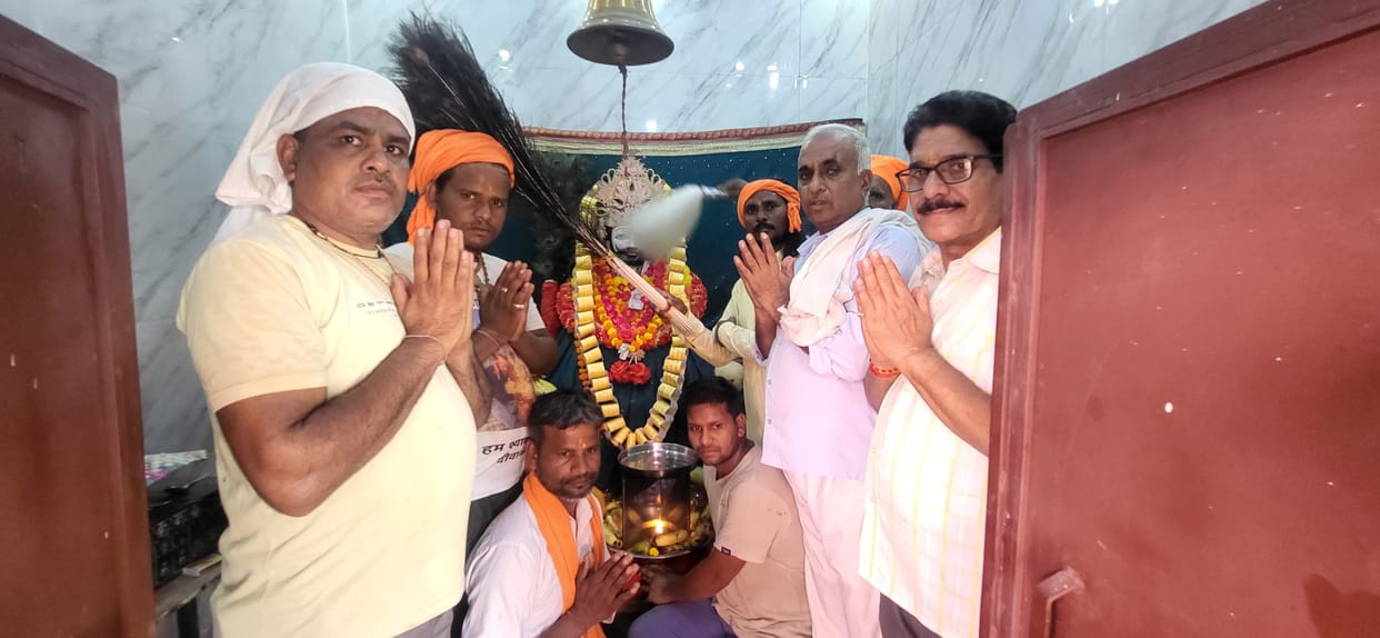 Havan, worship, and community feast upon the completion of the penance.
