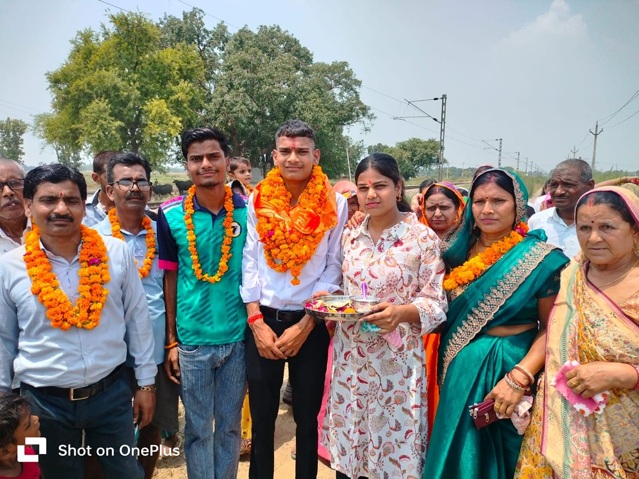 Archit from Rasidpur Mafi becomes an Agniveer.