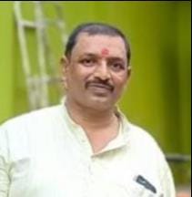 Family members wandered between the emergency and trauma centers for 45 minutes with the injured Avinash; he died due to a lack of treatment.