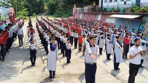 Students and teachers administered a pledge to stay away from drugs in Kandaghat.