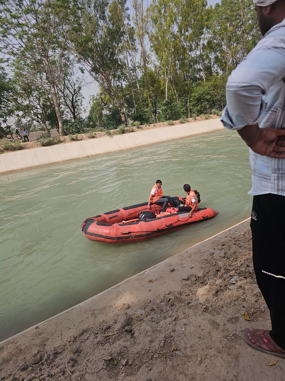 No trace found of three youths swept away in the Bhakra Canal even after 24 hours