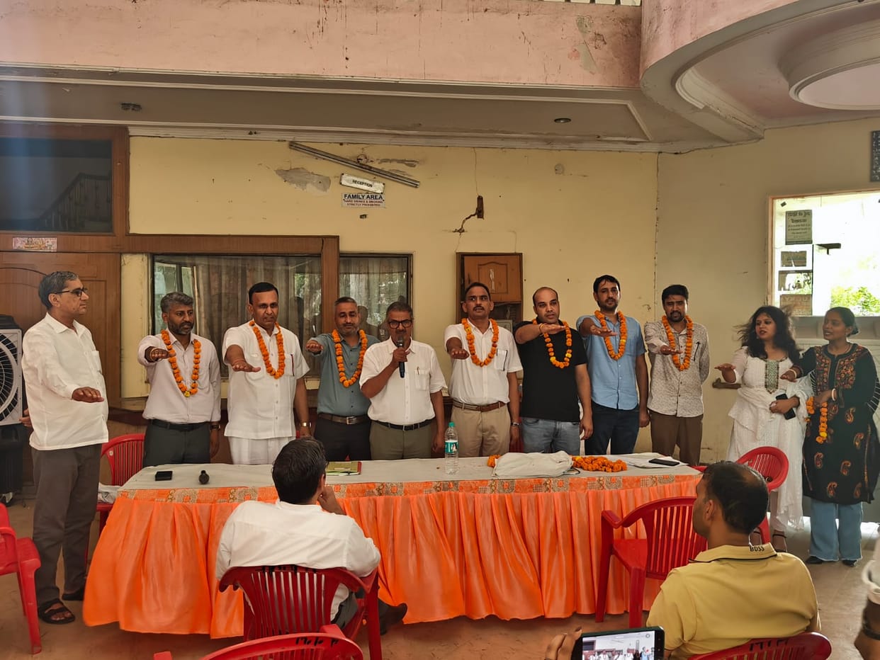 Pramod became the district head of Patwari and Kanungo Association