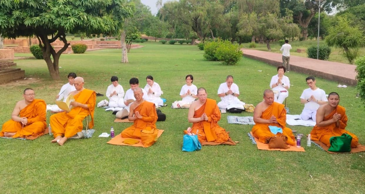Followers from Thailand performed worship at the Gandhakuti.