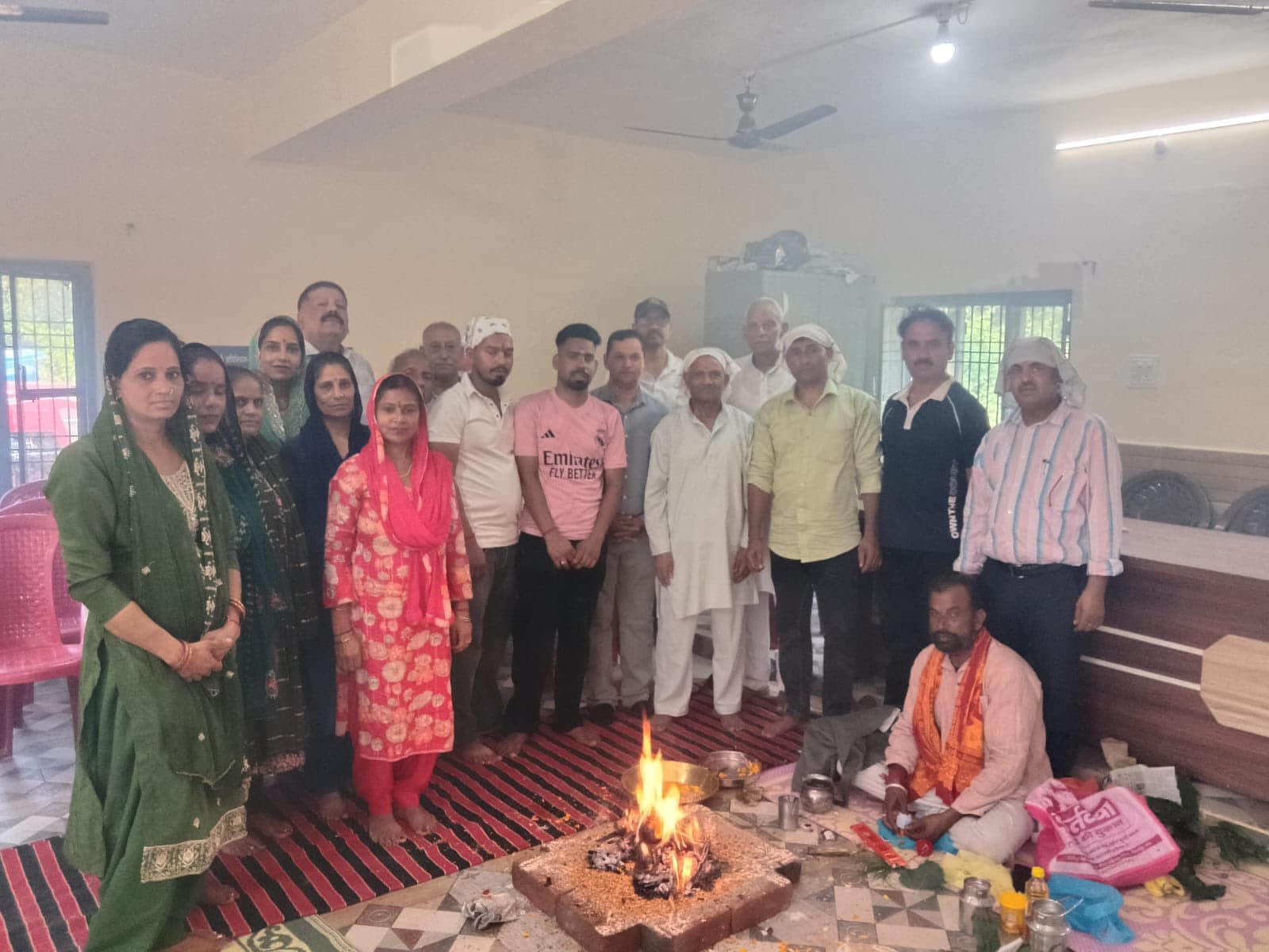 नंदरुल पंचायत में वार्ड पंचों को शपथ दिलाने के बाद सामूहिक चित्र में पंचायत प्रतिनिधि। -जागरुक 