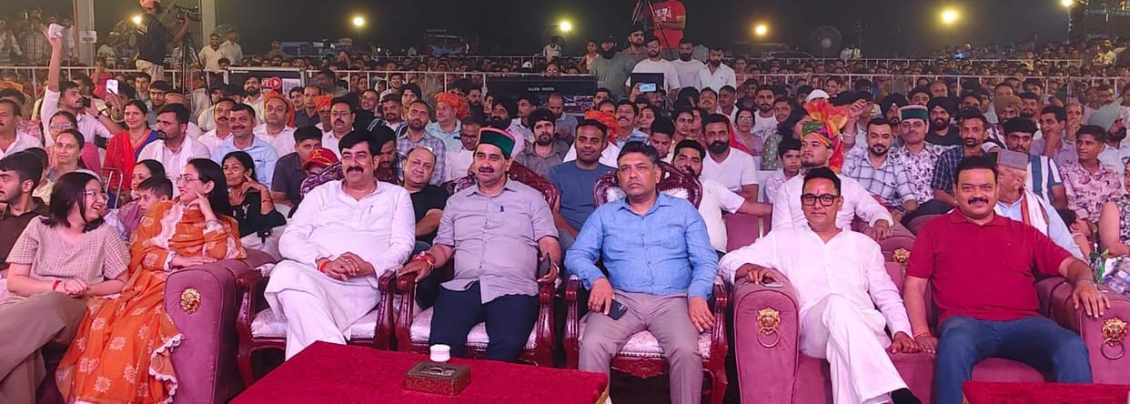 Huge crowd turns out for the cultural evening of the Kutlehar Festival.
