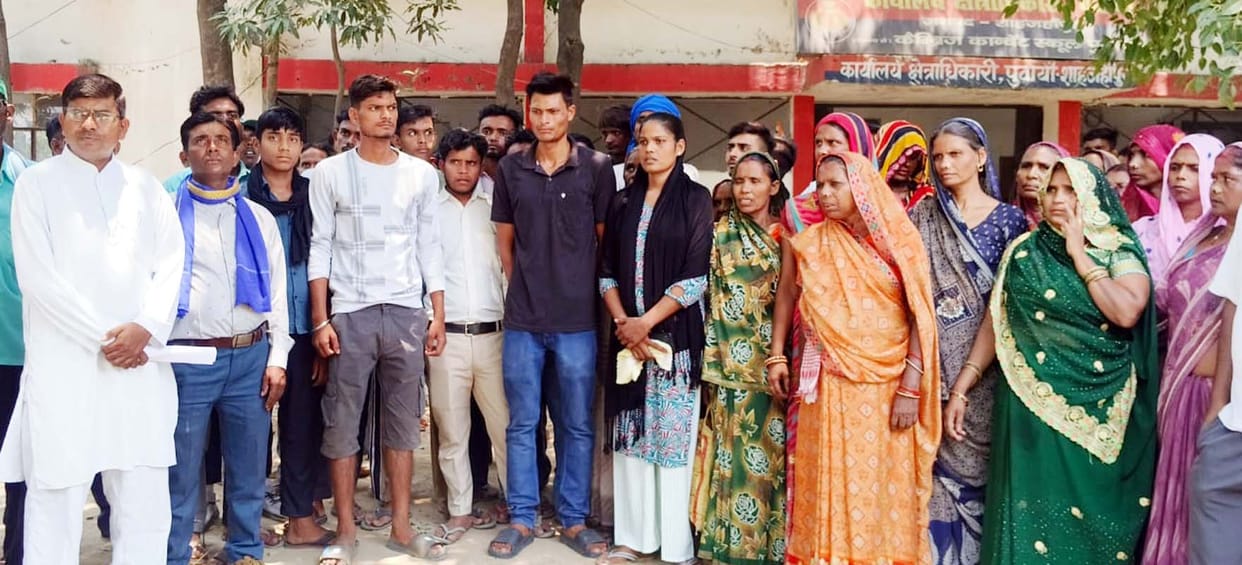 Villagers reached the CO's office to demand the arrest of the accused.