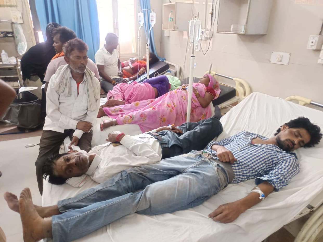 Two patients being treated on a single bed, from the ICU to the emergency ward.