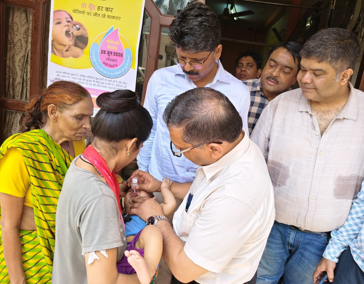 Heat poses a challenge for the Pulse Polio campaign; 2.72 lakh children administered the vaccine on the first day.
