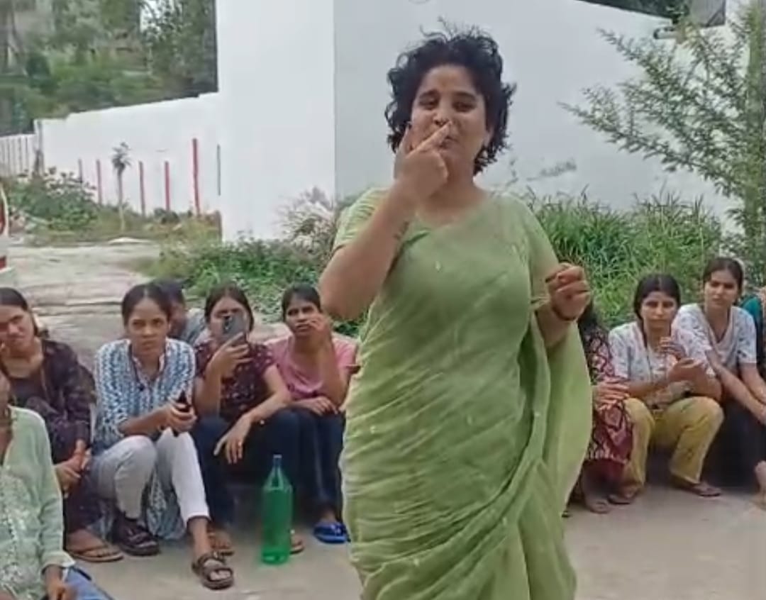 gaya college girls hostel protest mess closed students hunger strike facilities row today bihar news