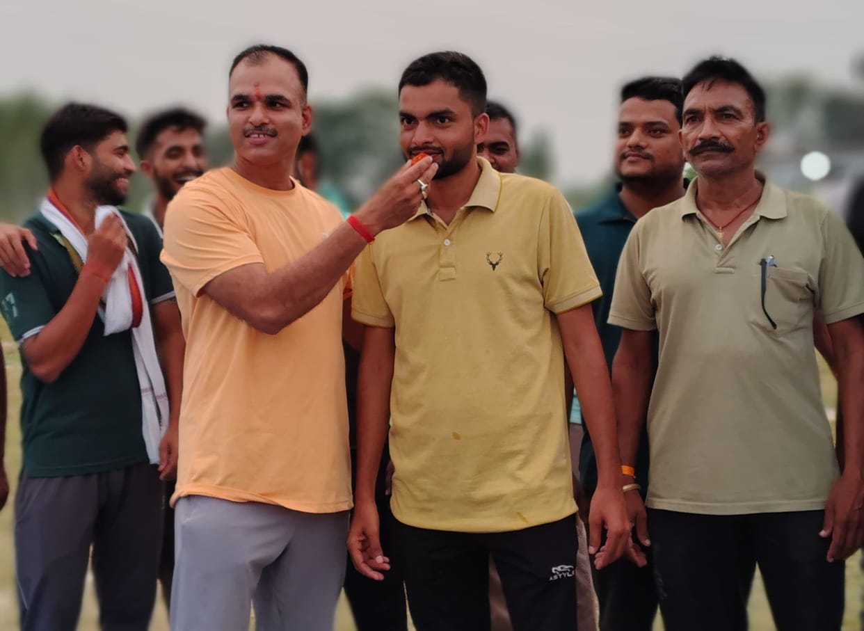 Subhash Yadav selected for RPF; trainers extend congratulations.