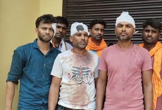 Commotion ensues after an attempt to stop wedding guests standing on a neighbor s raised platform from hurling abuse three people including the bride cousins injured
