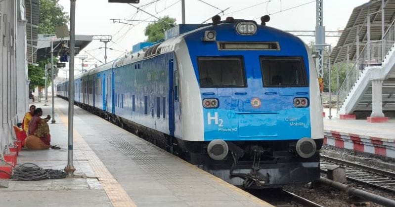 The hydrogen train ran at a speed of 120 km to Kharanti station.