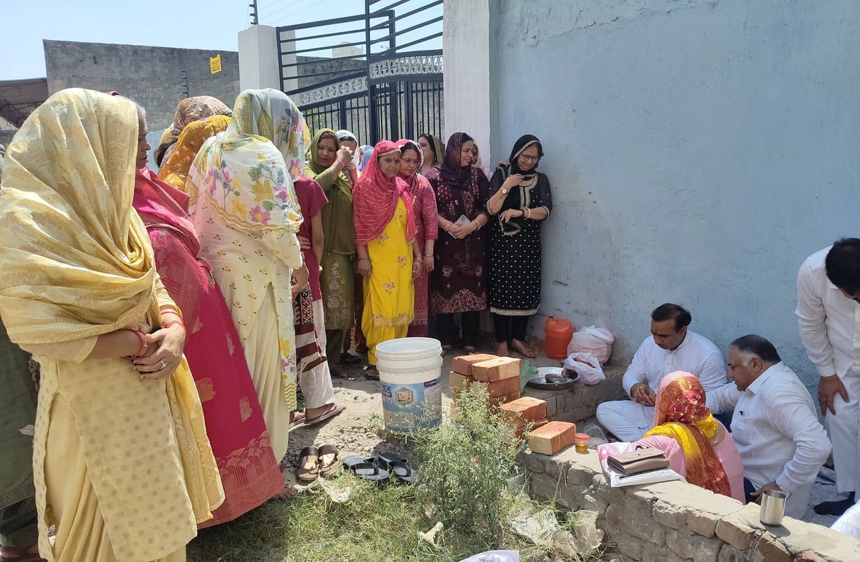 Land donated for the construction of a Shiva temple; foundation stone laid.