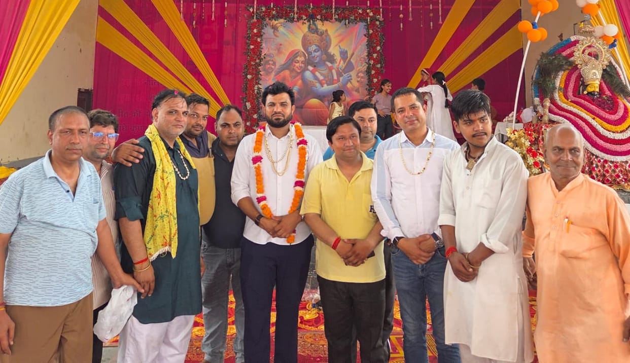 The Shrimad Bhagwat Katha conveys the message of service, values, and unity to society.