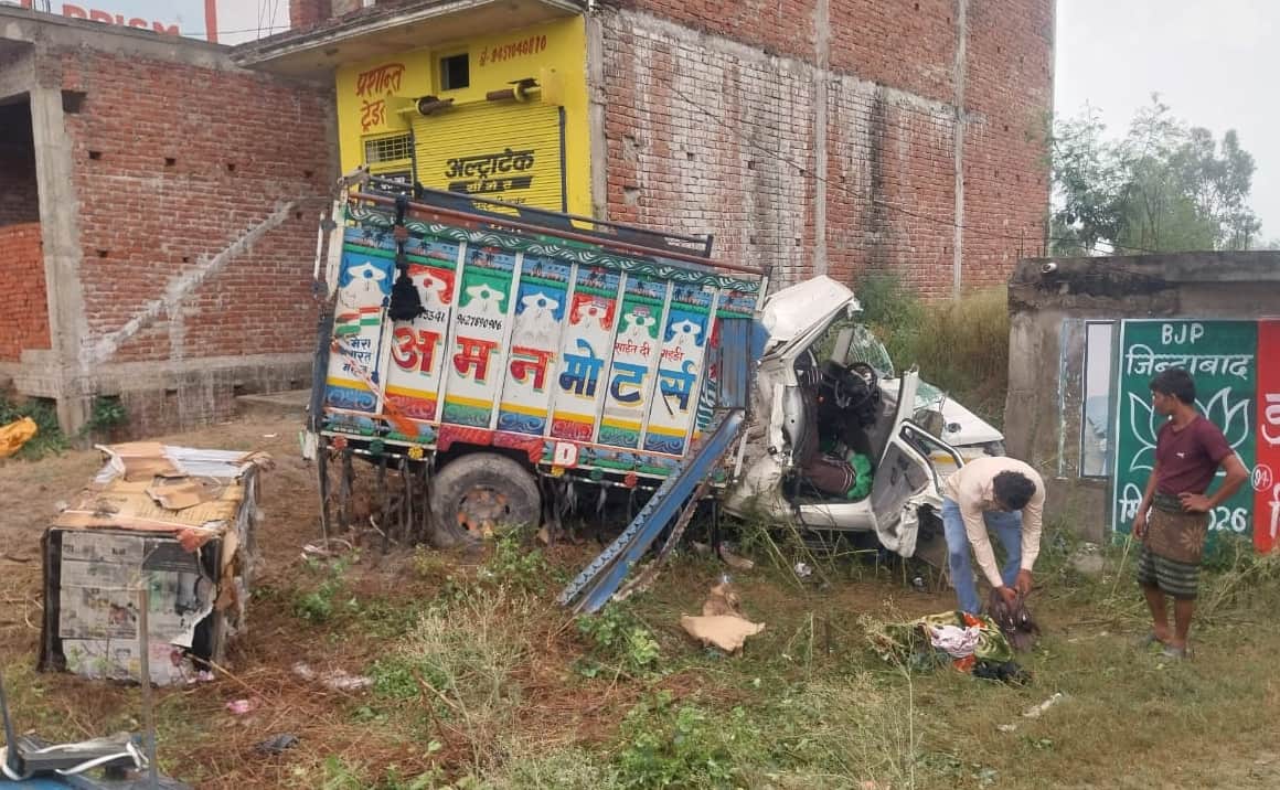 Pickup crashes into house, three injured