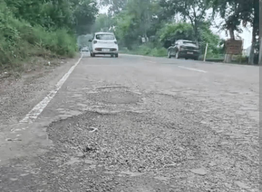 Deep potholes dot the Kaithal-Guhla Cheeka road; commuters facing difficulties.