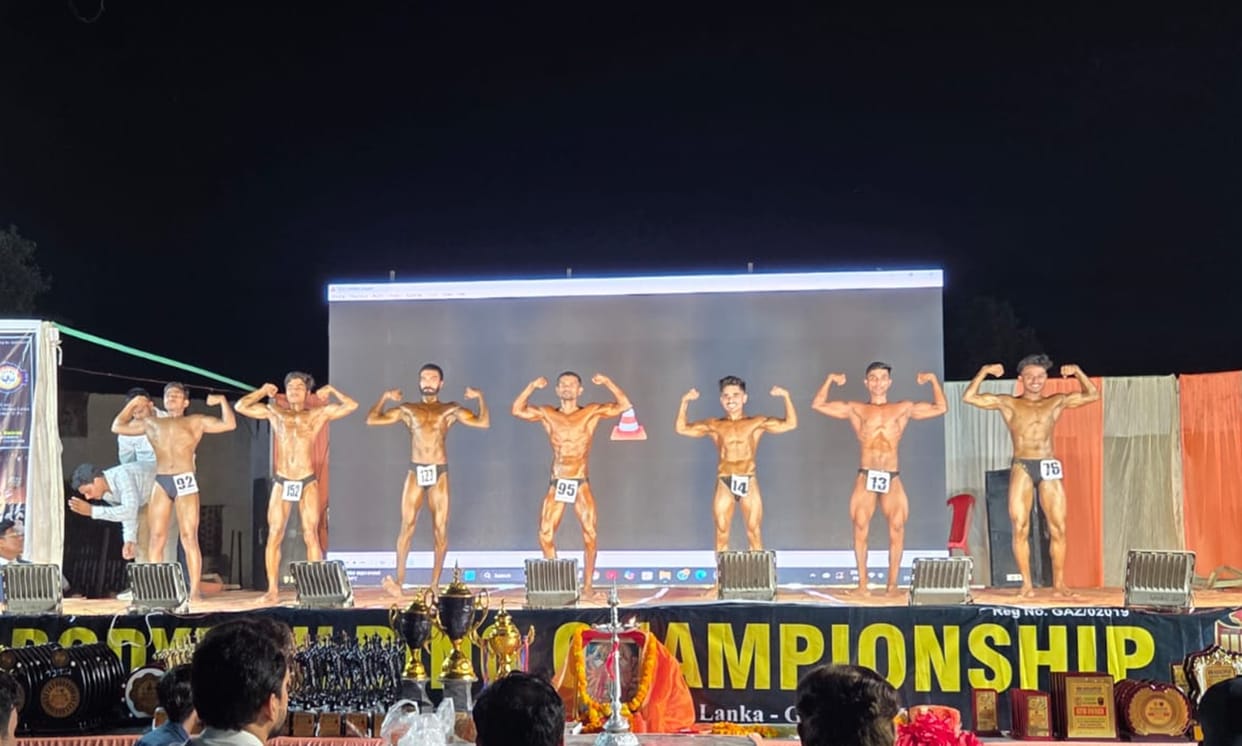 The bodybuilders displayed their physiques.