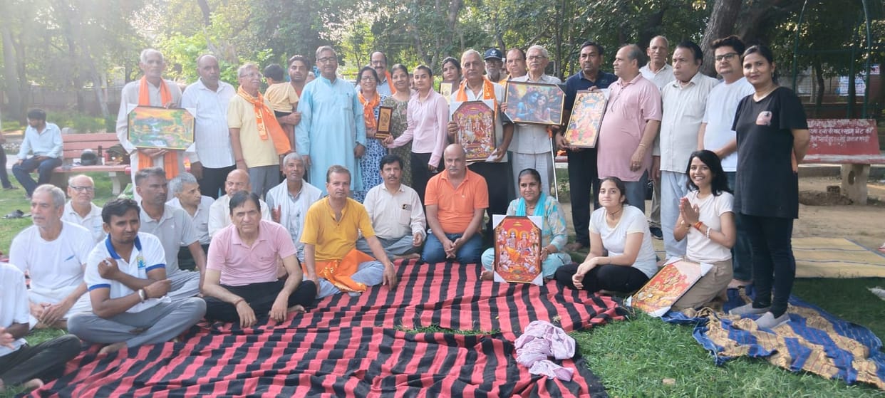 Connection with nature brings mental peace: Dinesh